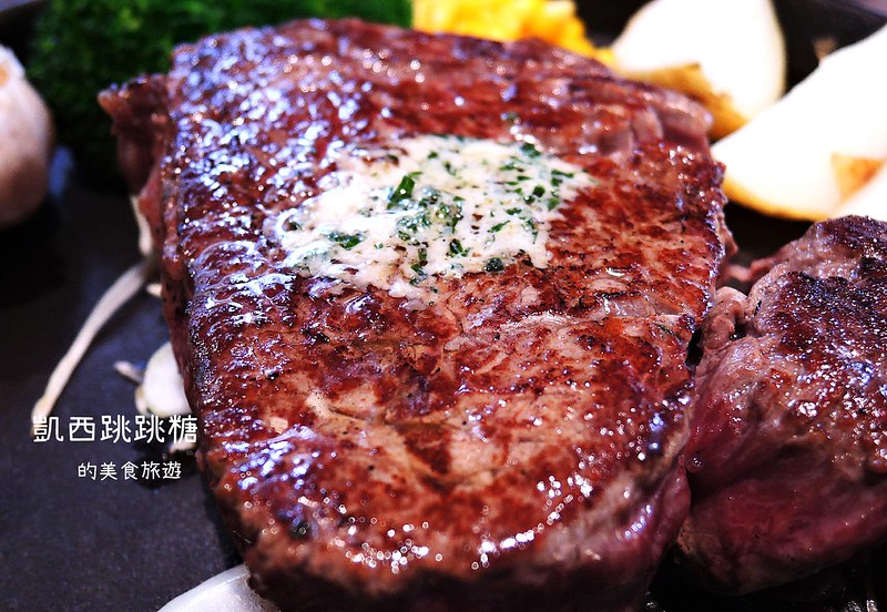 凱西跳跳糖 東區忠孝敦化站 Totsuzen Steak 現切現煎以克計價濕式熟成牛排271